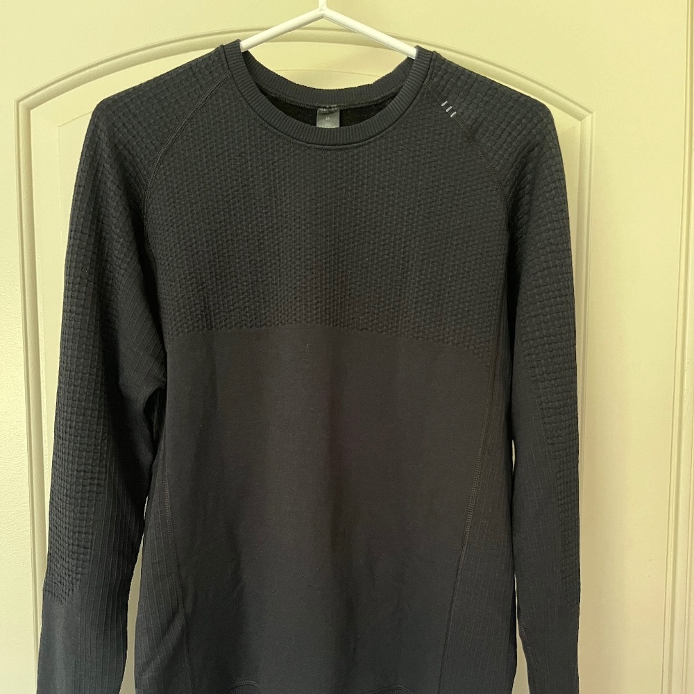 Lululemon Engineered Warmth Long Sleeve Crew - M